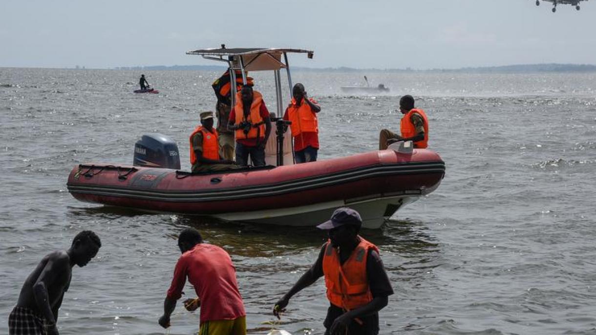 قایق حامل فوتبالیست ها در اوگاندا واژگون شد