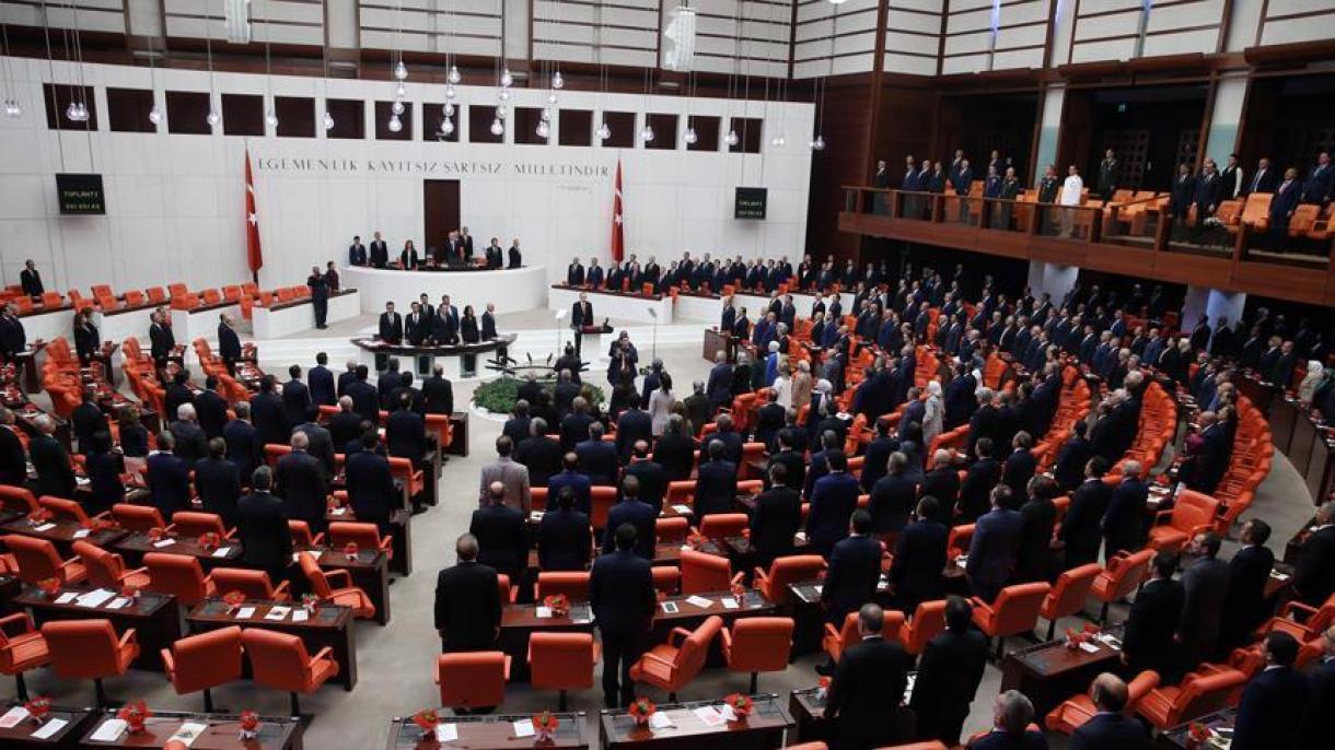 Parlamento turco elege novo orador