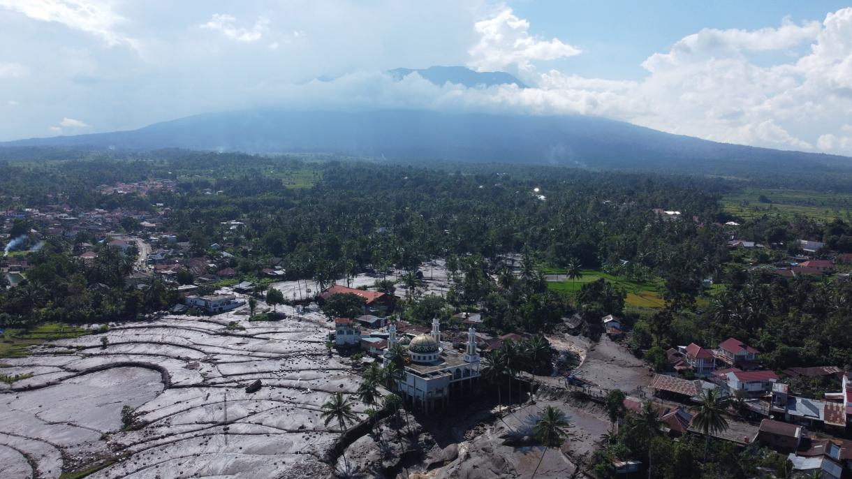 سیل و رانش زمین در اندونزی؛ حداقل 28 نفر جان باختند