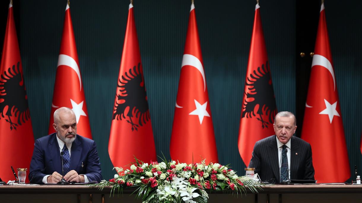 Эрдоган Албания менен экономикалык кызматташтыкты өнүктүрөбүз