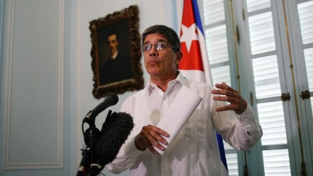 کوبا، ونزوئلادا نیظامی گوجو اولدوغو ادعاسینی یالانلادی
