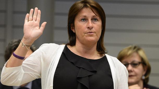 Dimite la ministra de Transporte de Bélgica, Jacqueline Galant por acusaciones