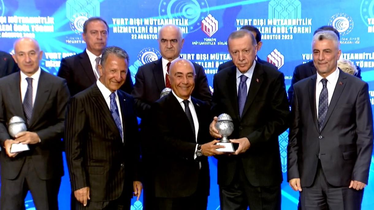 Președintele Erdoğan a participat la ceremonia de premiere a Asociației Antreprenorilor