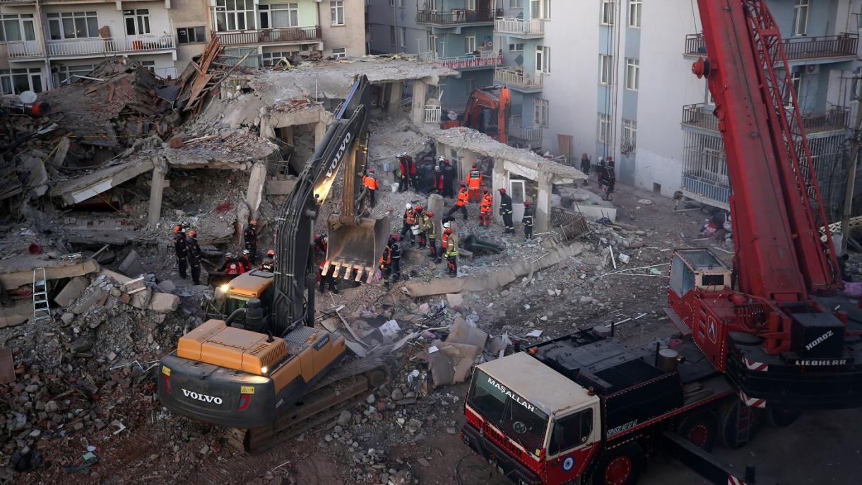 Terremoto de Elazig: saldo de víctimas mortales supera los 30