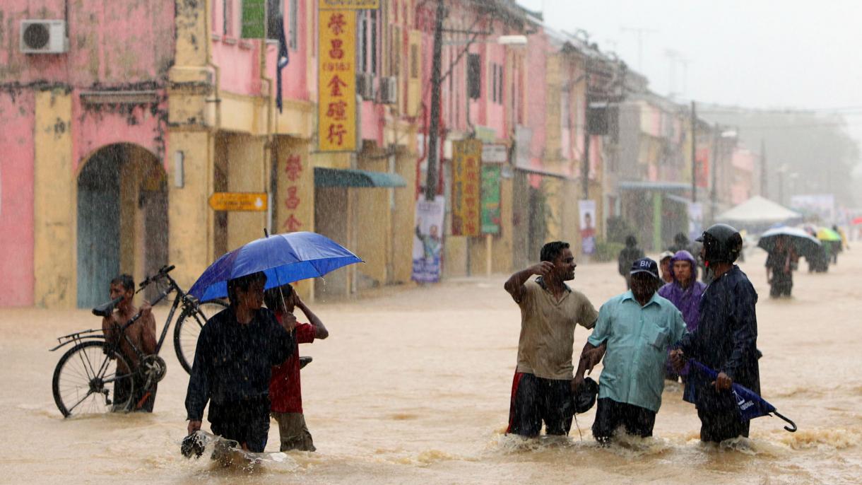 ملائیشیا شدید طوفان و بادوباراں کی زد میں،5 افراد ہلاک