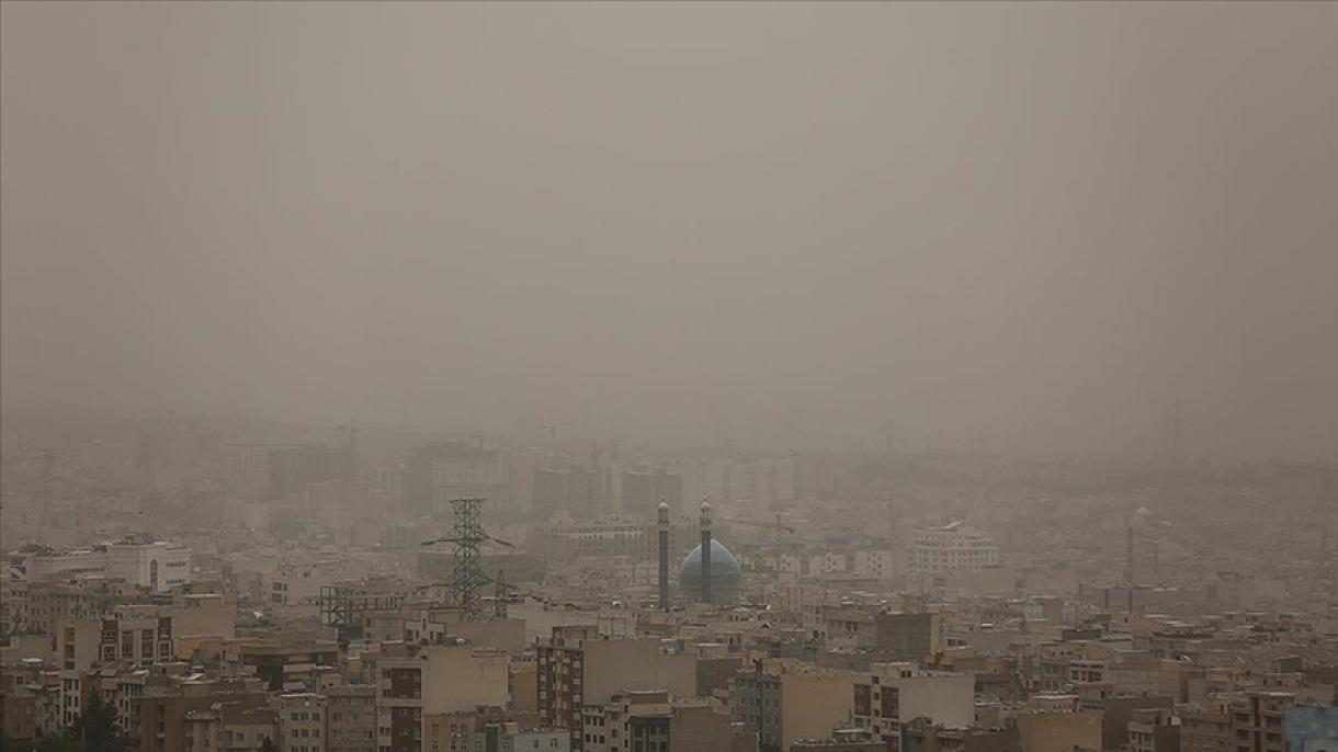 Magas a légszennyezettség Teheránban