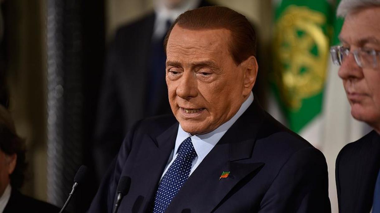 Berlusconi: "L'attuale fotografia dell'Italia è brutta"