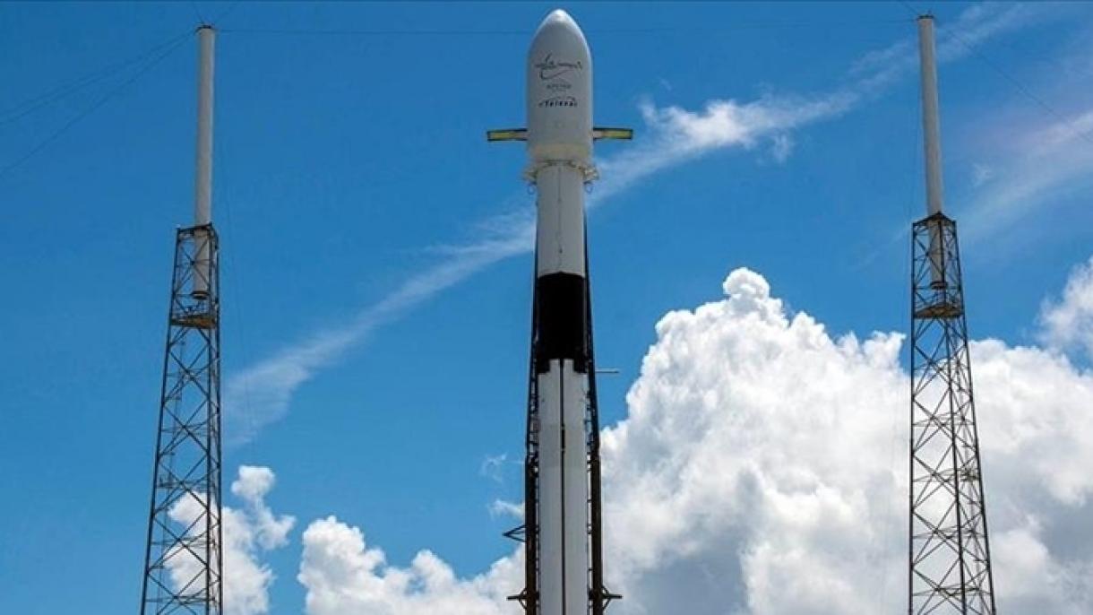 SpaceX космоско дагы 46 спутник жөнөттү