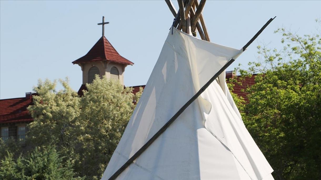 Kanadában egy katolikus pap hazugsággal vádolta az őslakosokat