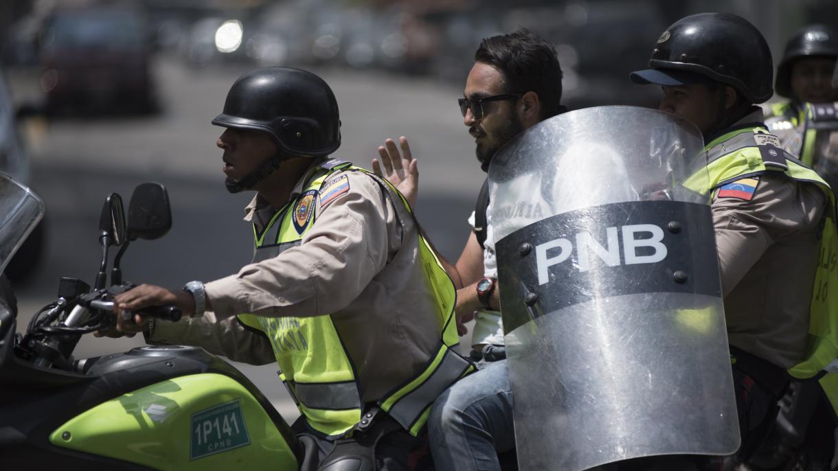 Supera una docena el número de víctimas mortales en saqueos en Caracas